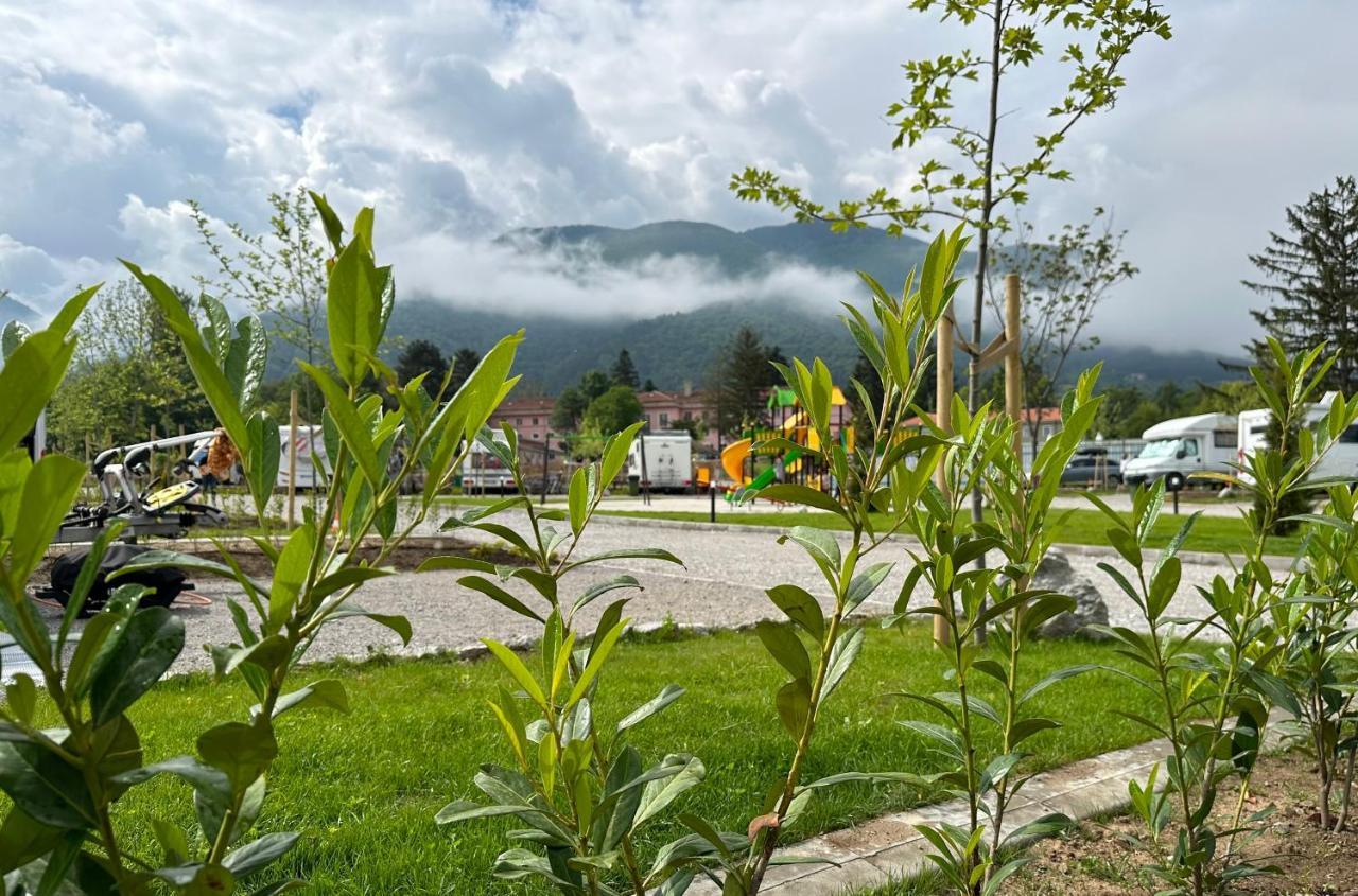 7 Lakes Camping Sapareva Banya Buitenkant foto