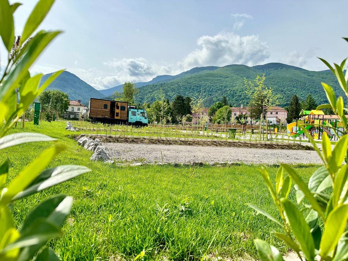 7 Lakes Camping Sapareva Banya Buitenkant foto