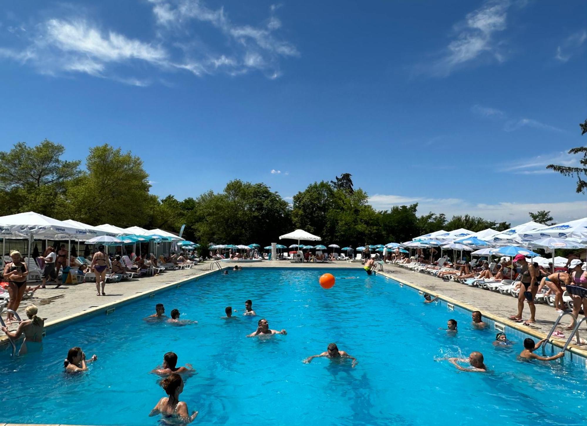 7 Lakes Camping Sapareva Banya Buitenkant foto