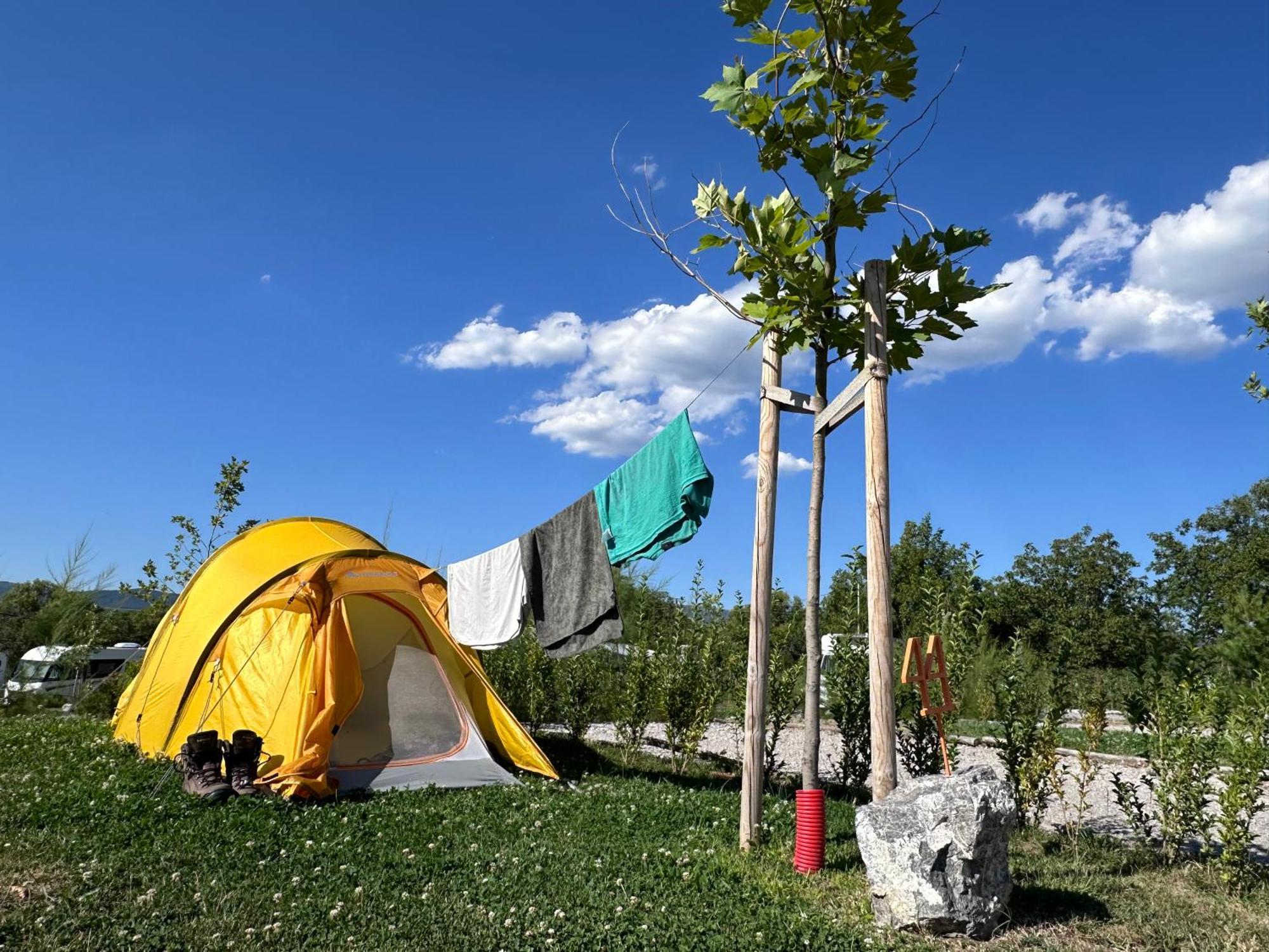 7 Lakes Camping Sapareva Banya Buitenkant foto
